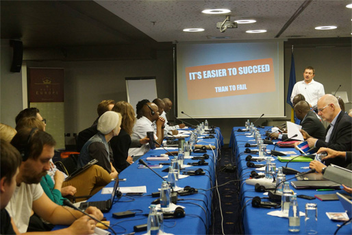 Bild från konferensen (Foto: Naša stranka)