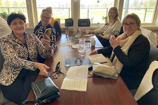 Delegatkinje iz Helsingborga sa Selmom Borovac, bivšom predsjednicom Saveza